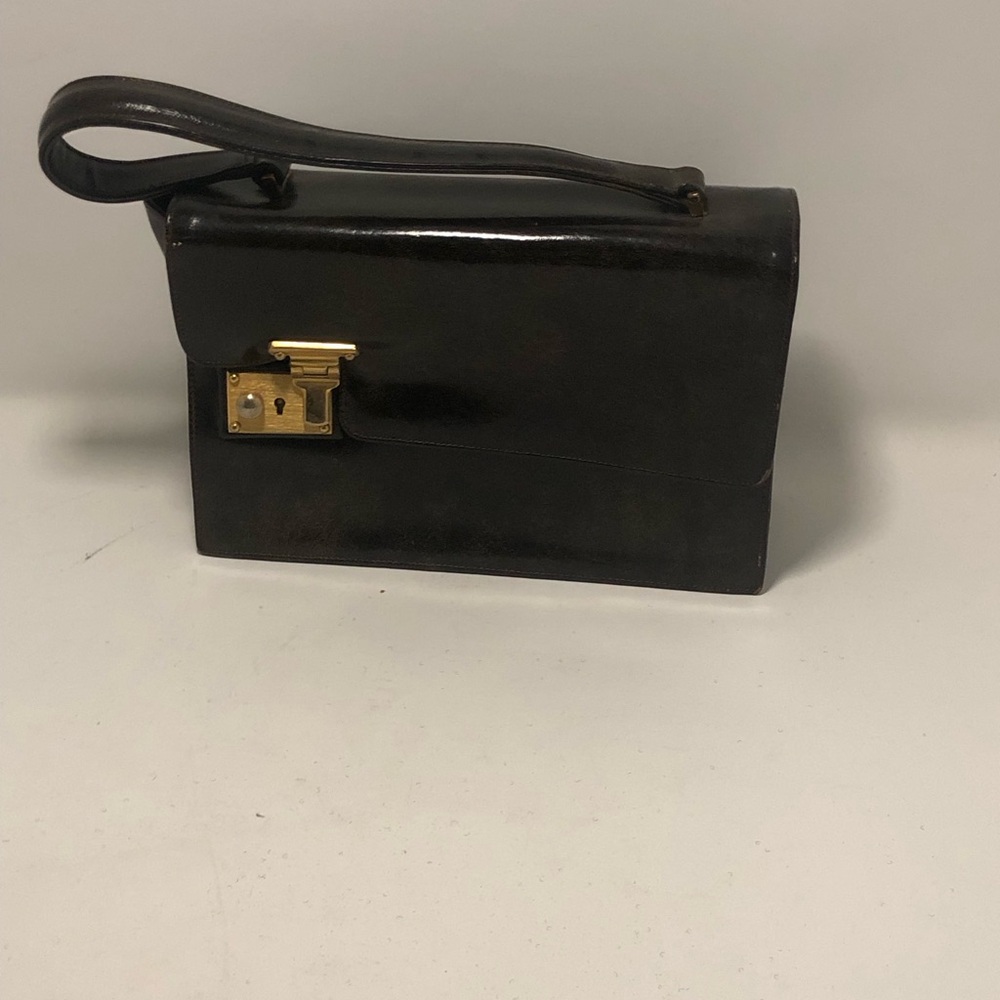 Elegant Black Leather Handbag